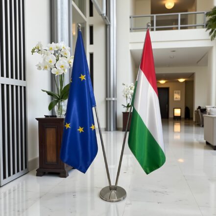 suport steag ungaria